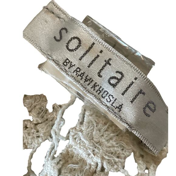 Solitaire Ivory Embroidered Lace Racerback Tank Top Medium - Picture 6 of 6